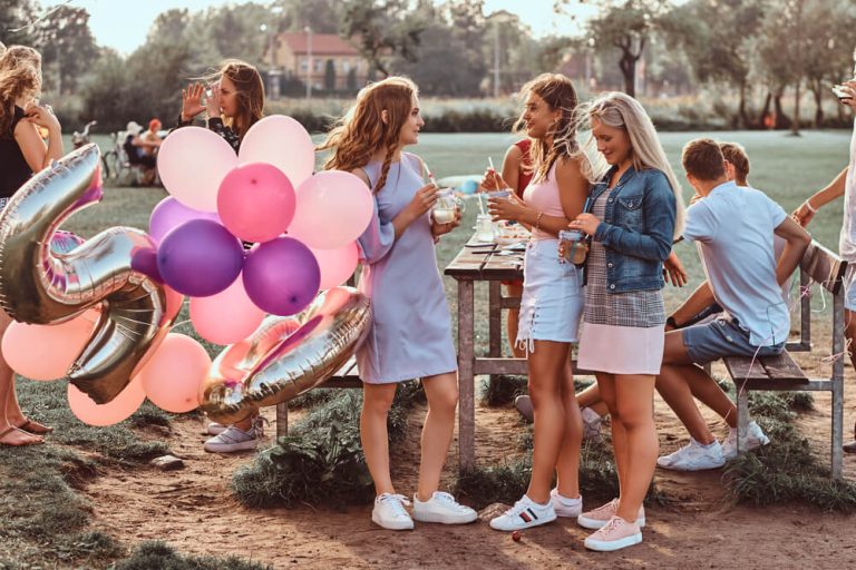 11 Inspiring Outdoor Party Decoration Ideas For Memorable Gatherings