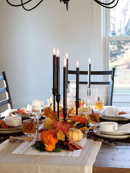 Thanksgiving table decor idea